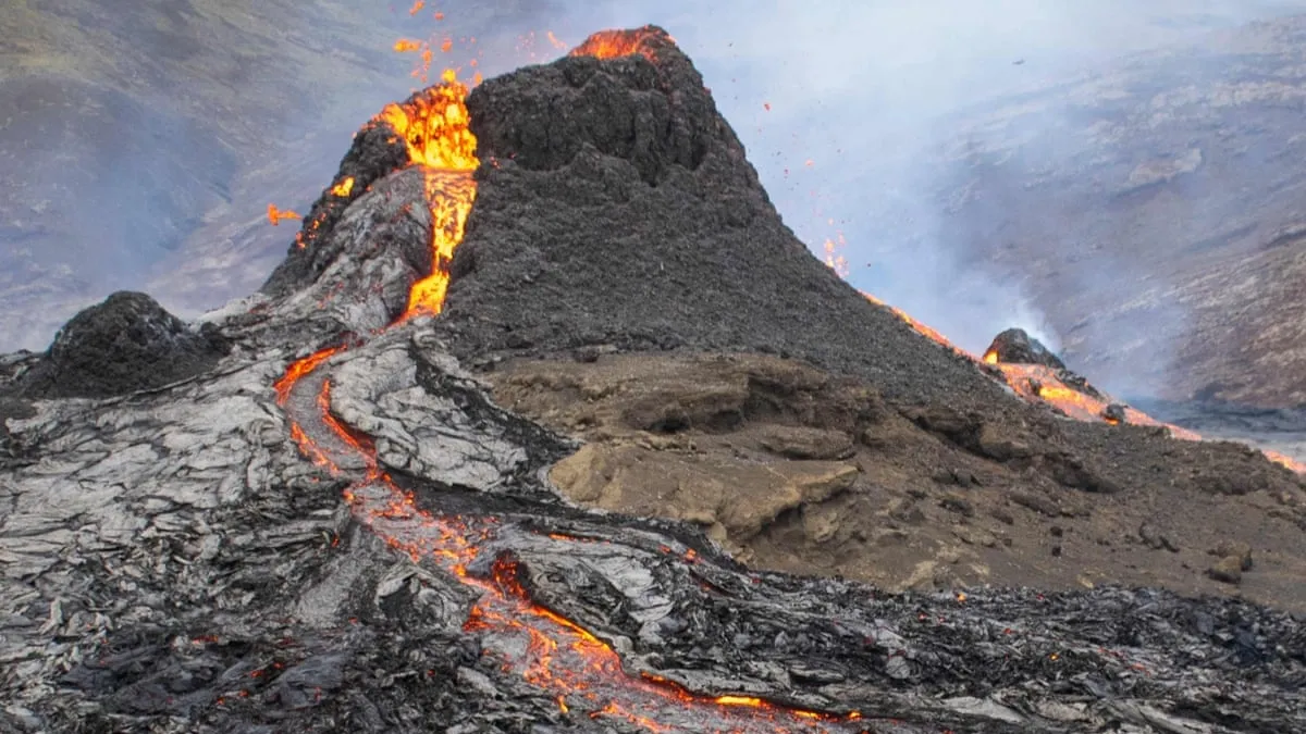 Iceland’s Volcanic Eruptions: A Geological Phenomenon and Its Impact
